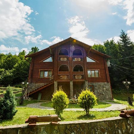 Hotel Lisova Kazka Schdenijewo Exterior foto