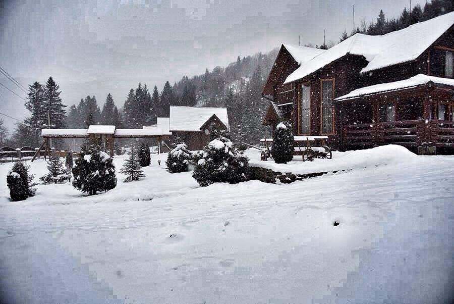 Hotel Lisova Kazka Schdenijewo Exterior foto