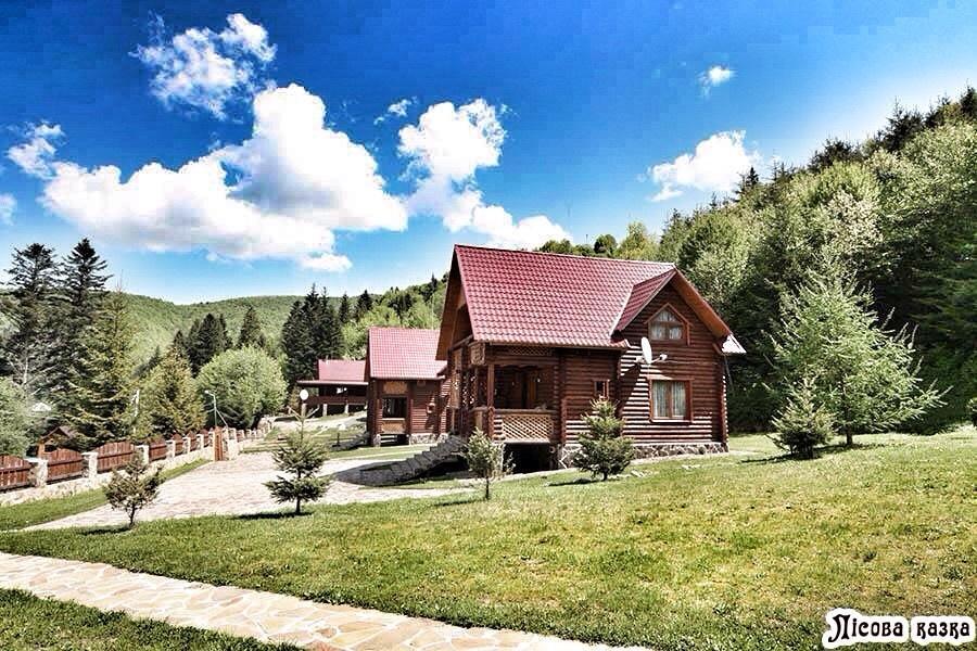 Hotel Lisova Kazka Schdenijewo Exterior foto